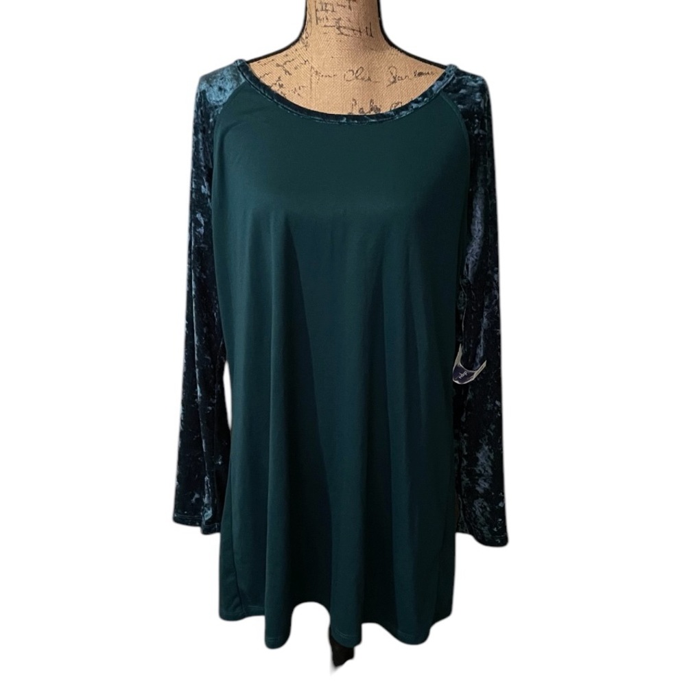 Indigo Teal Velvet Long‎ Sleeve Top